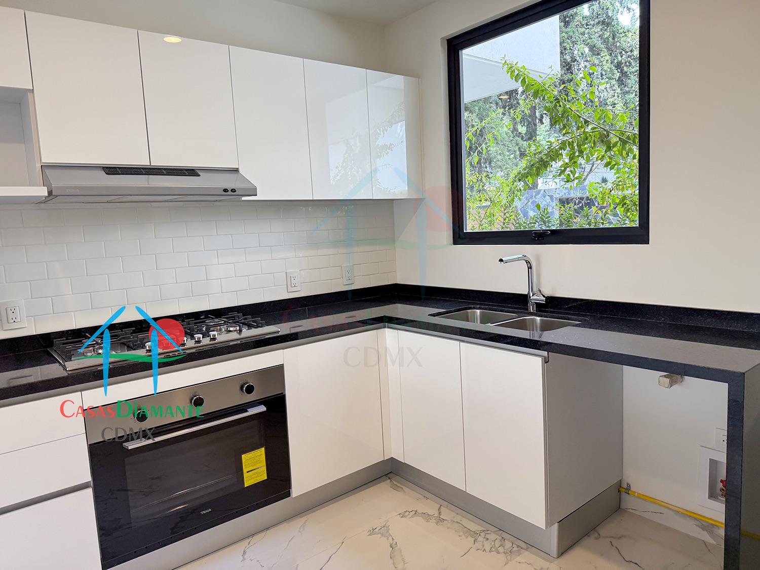 Las Águilas Verdun Casa F - Cocina 4